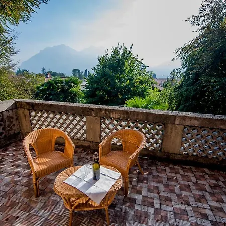 Sleeps 18 Pool Villa *