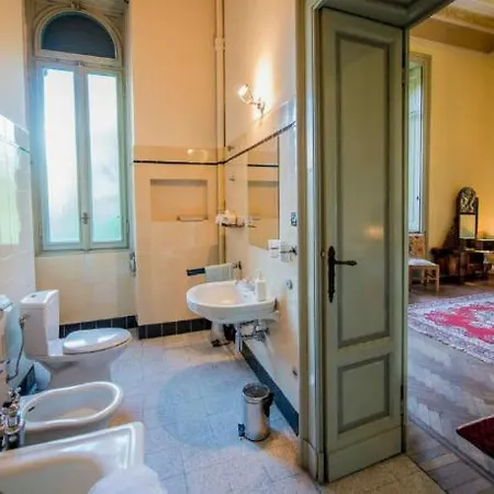 Sleeps 18 Pool *